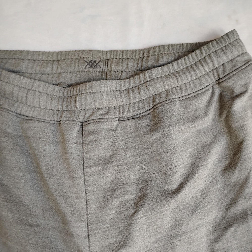 Rhone Shorts Medium Golf Elastic Waist Drawstring 8" Performance Stretch Comfort - Picture 2 of 12